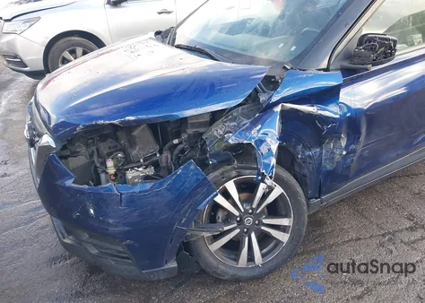 2020 Nissan Kicks Sv Xtronic Cvt из США, поврежденный, VIN 3N1CP5CV0LL530427